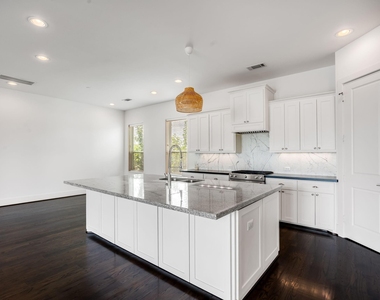 1822 Mcilhenny Street - Photo Thumbnail 13
