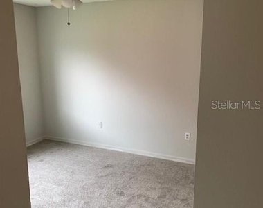 11802 Lynmoor Drive - Photo Thumbnail 10