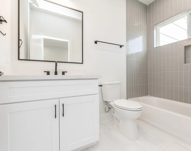1611 Erin Street - Photo Thumbnail 17