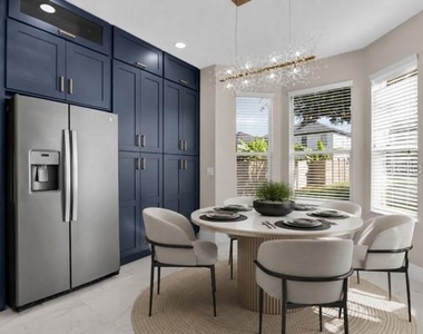 12703 Moss Park Ridge Drive - Photo Thumbnail 16
