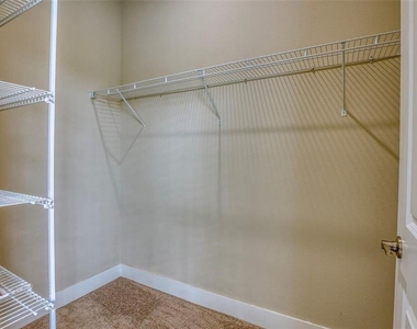 1801 Houston Street - Photo Thumbnail 22