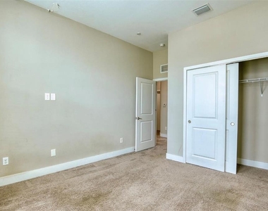 1801 Houston Street - Photo Thumbnail 26