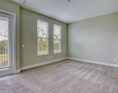 1801 Houston Street - Photo Thumbnail 17