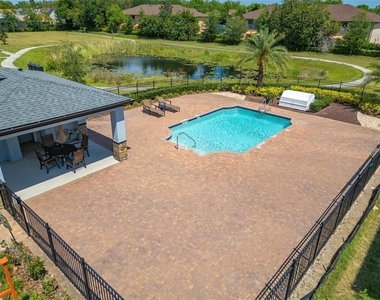 1801 Houston Street - Photo Thumbnail 2