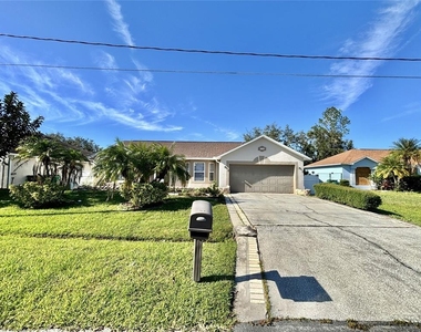 913 Nancy Court - Photo Thumbnail 1