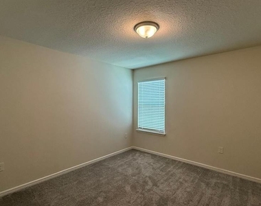2599 Winsome Way - Photo Thumbnail 11