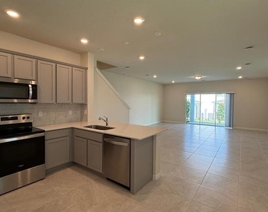 2599 Winsome Way - Photo Thumbnail 4