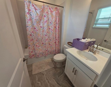 5659 Ficus Aurea Street - Photo Thumbnail 21