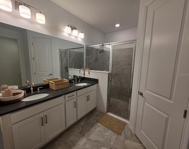 5659 Ficus Aurea Street - Photo Thumbnail 13