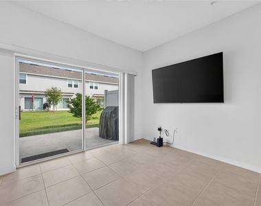 5080 Spangle Drive - Photo Thumbnail 12