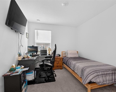 5080 Spangle Drive - Photo Thumbnail 17