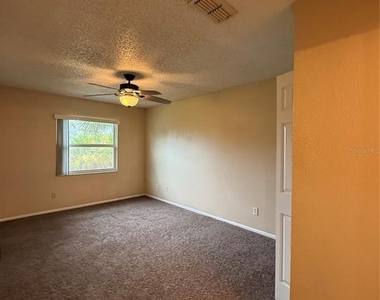 9927 Turf Court - Photo Thumbnail 7