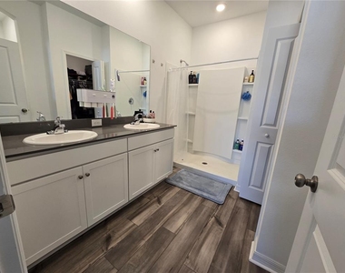 34827 Mulrion Drive - Photo Thumbnail 17