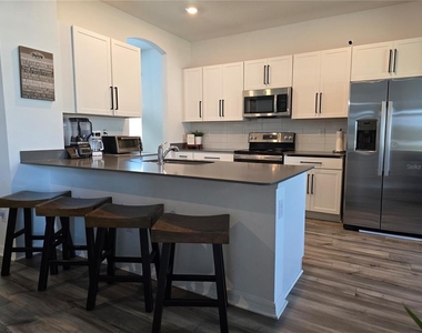 34827 Mulrion Drive - Photo Thumbnail 5