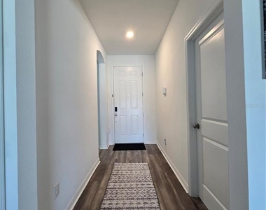 34827 Mulrion Drive - Photo Thumbnail 8
