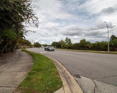 5159 Adelaide Drive - Photo Thumbnail 26
