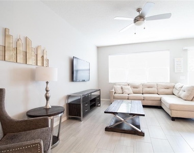 5159 Adelaide Drive - Photo Thumbnail 6