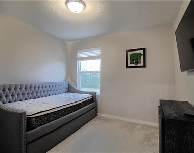 5159 Adelaide Drive - Photo Thumbnail 19