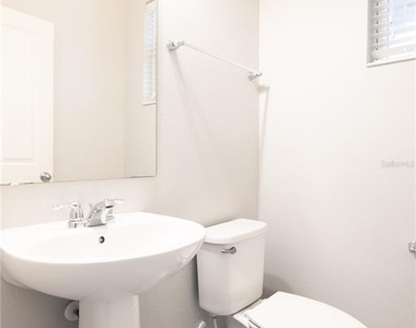 5159 Adelaide Drive - Photo Thumbnail 20