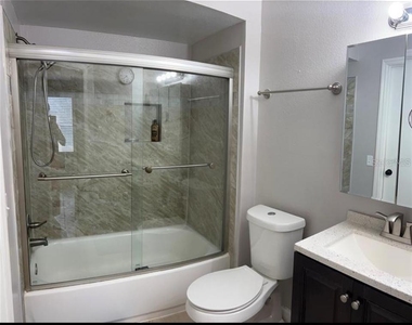 4532 Commander Drive - Photo Thumbnail 7