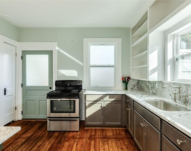 3602 Avenue S 1/2 - Photo Thumbnail 10