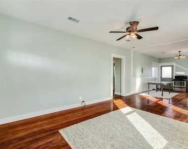 3602 Avenue S 1/2 - Photo Thumbnail 8