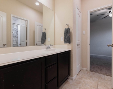 3603 Daintree Park Drive - Photo Thumbnail 24