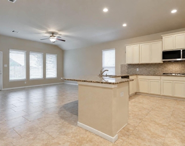 3603 Daintree Park Drive - Photo Thumbnail 8