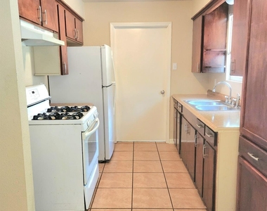 7721 Bigwood Street - Photo Thumbnail 2