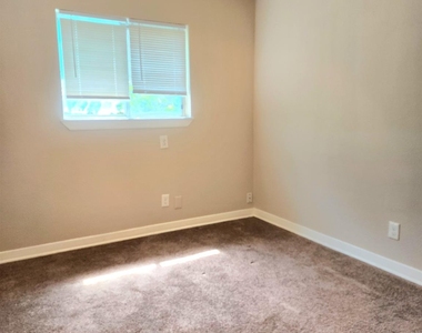 7721 Bigwood Street - Photo Thumbnail 6