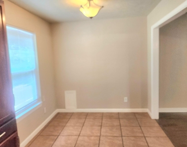 7721 Bigwood Street - Photo Thumbnail 3