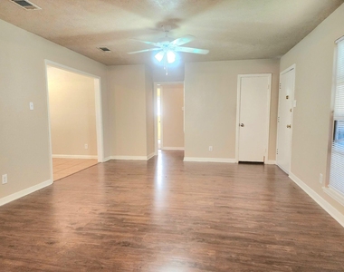 7721 Bigwood Street - Photo Thumbnail 1