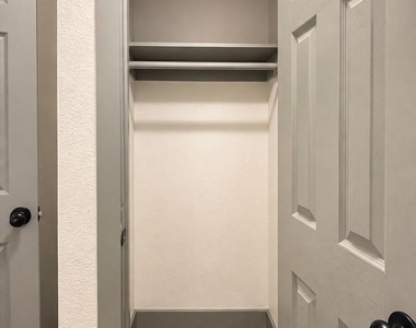 3415 Jackson Street - Photo Thumbnail 7