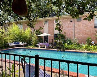 3420 Mount Vernon Street - Photo Thumbnail 8