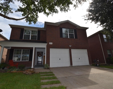 17611 Hoover Gardens Drive - Photo Thumbnail 1
