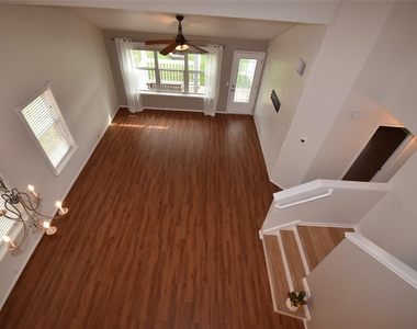 17611 Hoover Gardens Drive - Photo Thumbnail 26