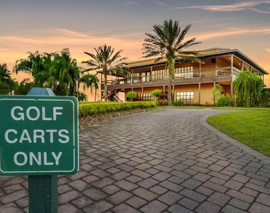 4417 Turnberry Lane - Photo Thumbnail 32