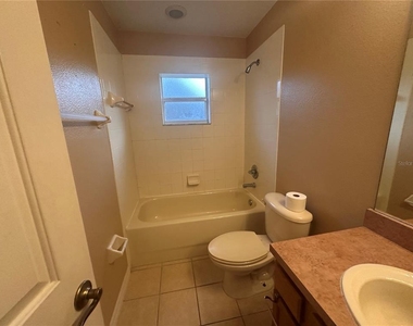 133 Marion Oaks Drive - Photo Thumbnail 3