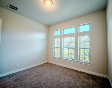 73 Botanical Vista Drive - Photo Thumbnail 35