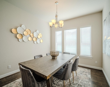 73 Botanical Vista Drive - Photo Thumbnail 5