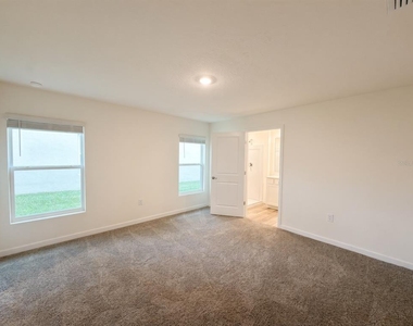 24381 Nw 10th Road - Photo Thumbnail 10