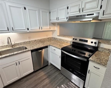 1711-1711 Ne 2nd Street - Photo Thumbnail 2