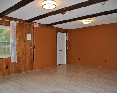 4113 Seybold Avenue - Photo Thumbnail 4