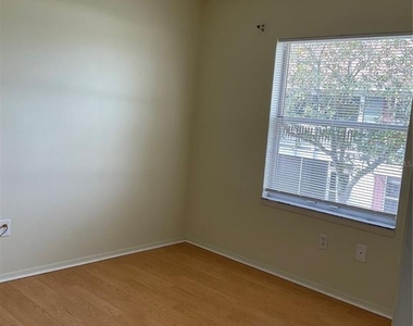 8130 Fairways Circle - Photo Thumbnail 4