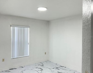 4762 Sw 136th Street - Photo Thumbnail 13