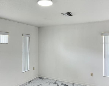 4762 Sw 136th Street - Photo Thumbnail 15