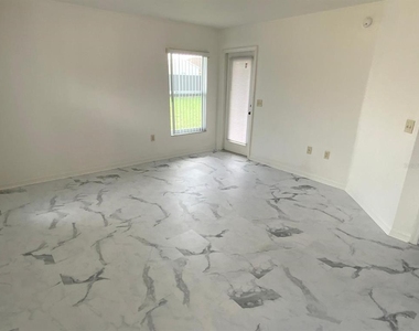 4762 Sw 136th Street - Photo Thumbnail 12