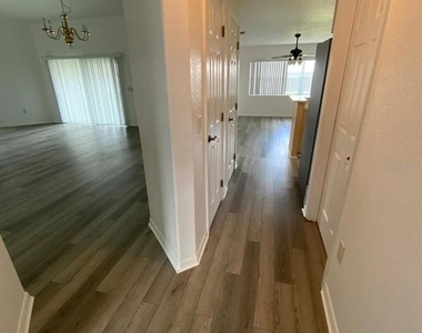 4762 Sw 136th Street - Photo Thumbnail 4