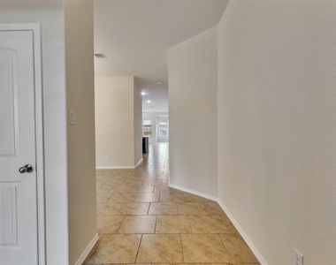 14011 Wolftrap Lane - Photo Thumbnail 32