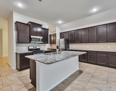 14011 Wolftrap Lane - Photo Thumbnail 15